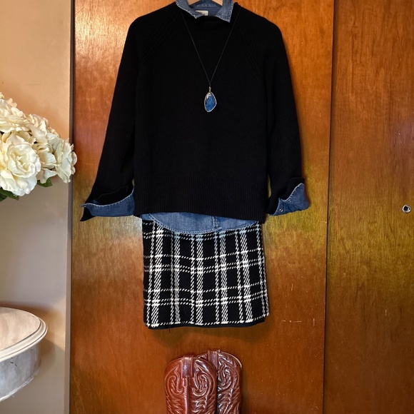 Vintage Wool Blend Black and White Plaid Skirt - Picture 7 of 9